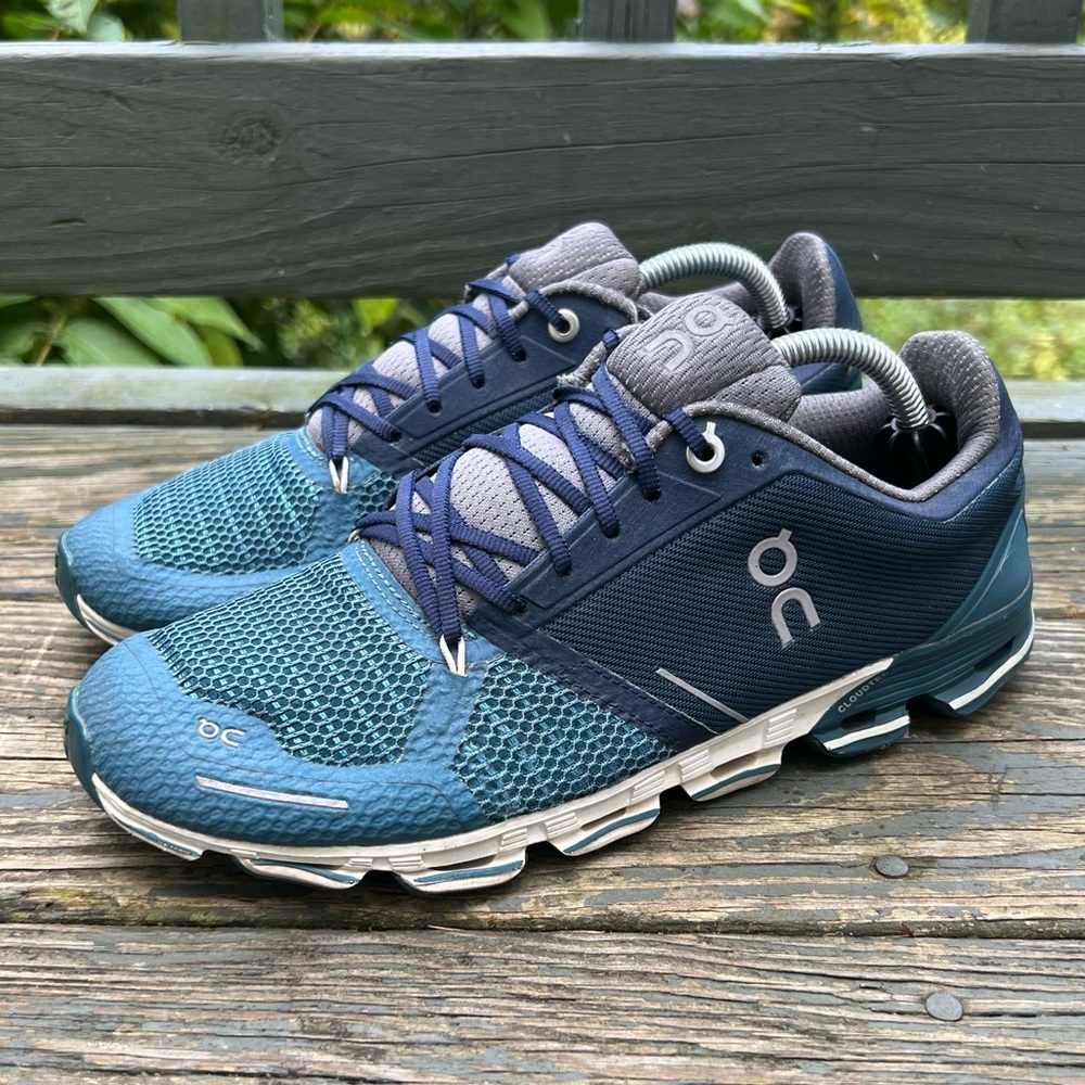 On Cloud Cloudflyer Running Shoes Sneakers Navy Blue Women’s Size 8.5 - Picture 2 of 6